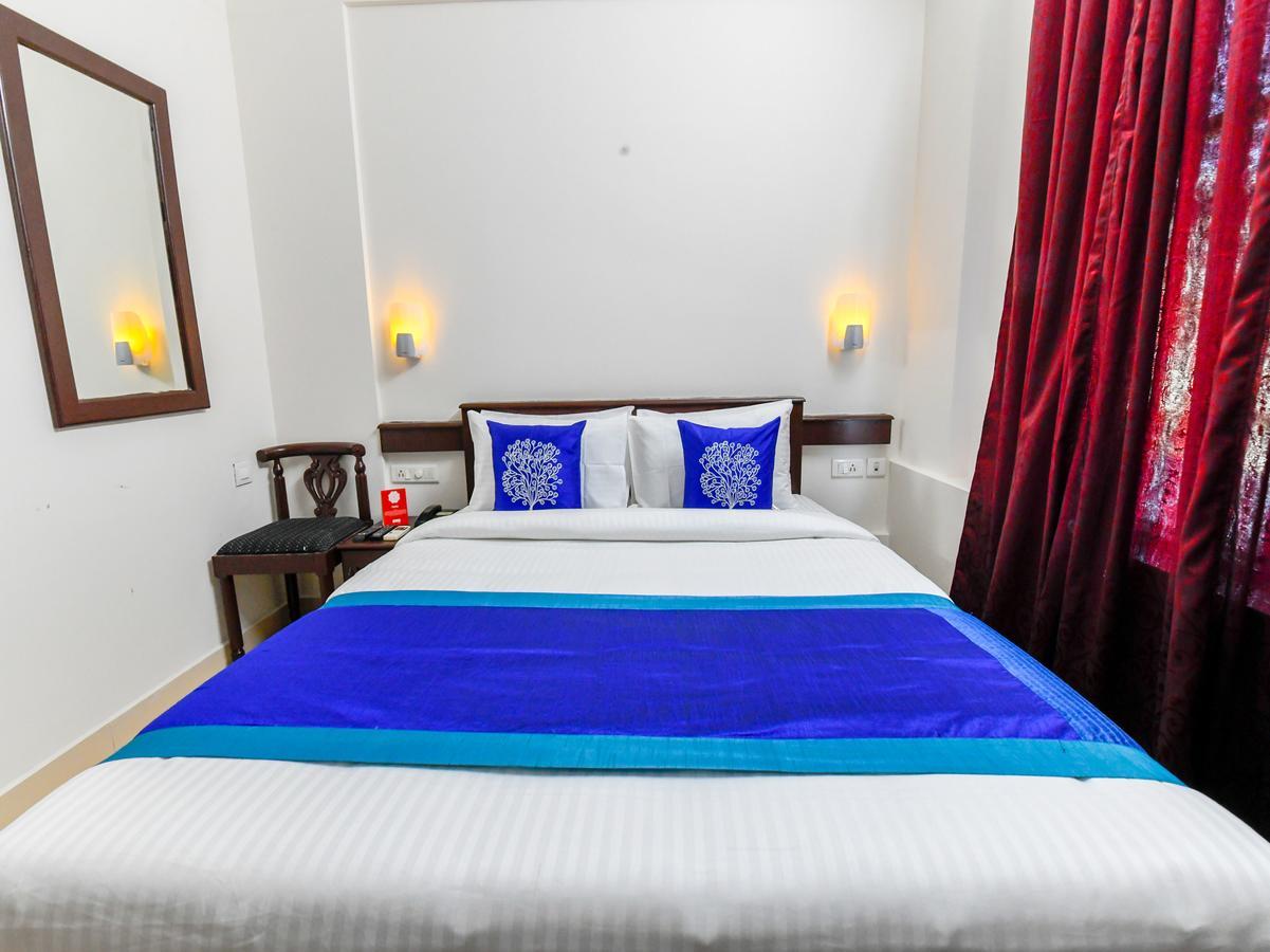 Oyo 11309 Hotel Green Land Residency Kochi Ngoại thất bức ảnh