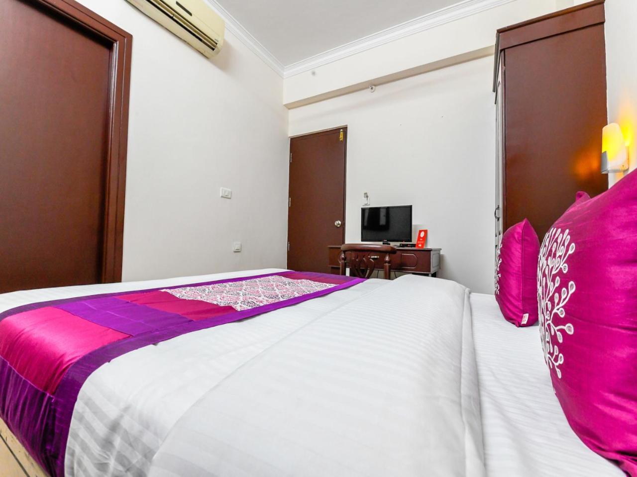 Oyo 11309 Hotel Green Land Residency Kochi Ngoại thất bức ảnh